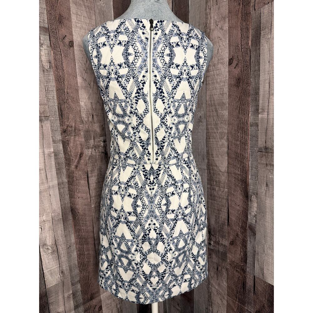 Banana Republic Mini Geometric Overlay Sleeveless Dress Blue White size 0 Petite - Picture 2 of 10